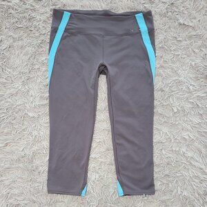 GAPbody Capri Legging